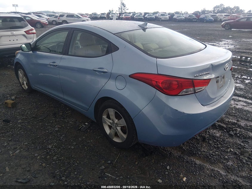 2011 HYUNDAI ELANTRA auction photo 3