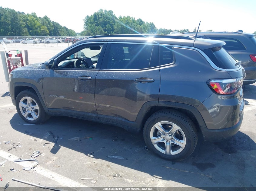 2023 JEEP COMPASS LATITUDE 4X4 · Фото 14