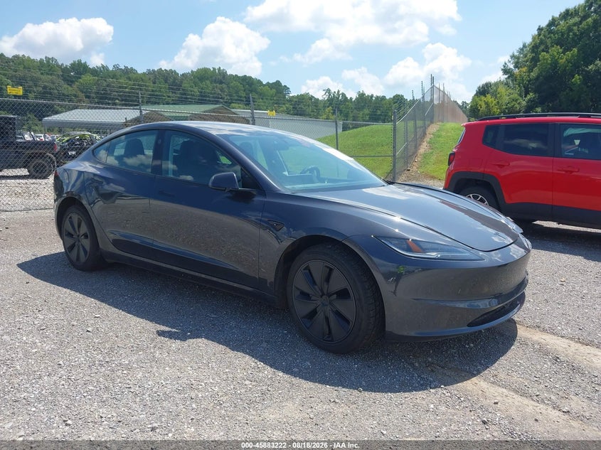 TESLA MODEL 3 - zdjęcie 1