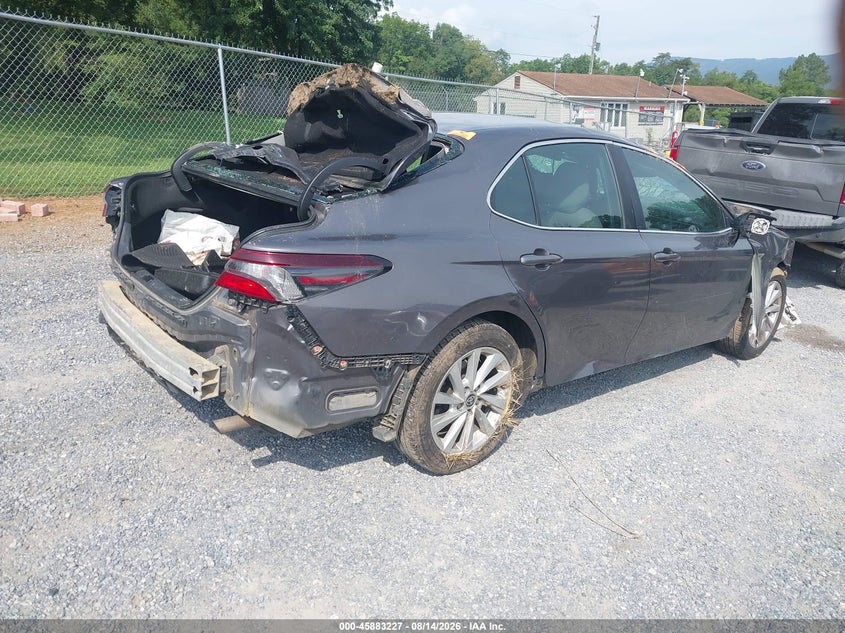 TOYOTA CAMRY - zdjęcie 4