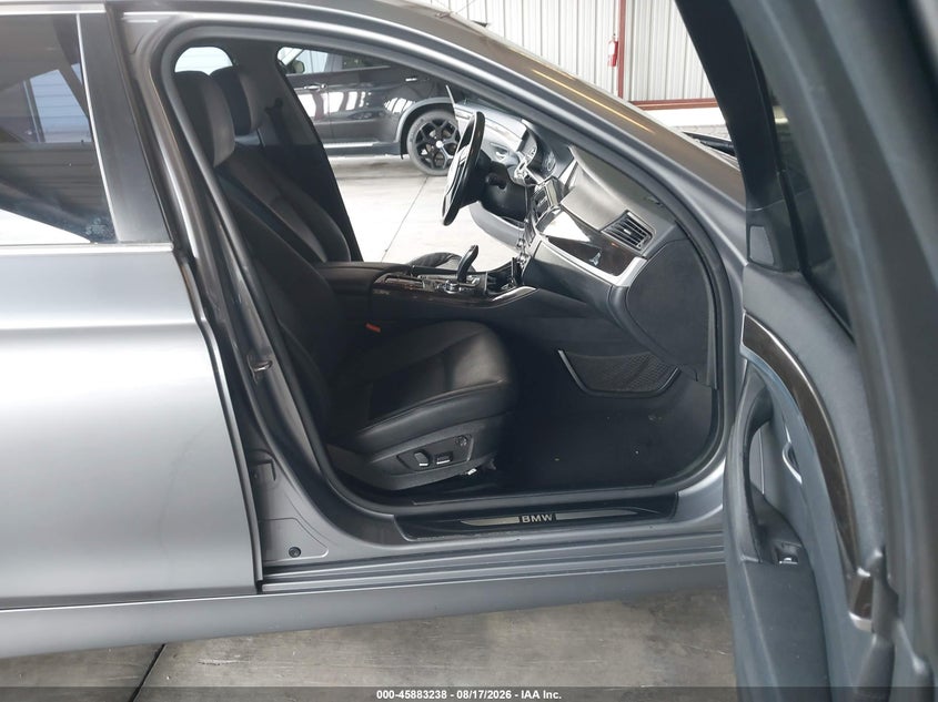 2013 BMW 528I auction photo 5