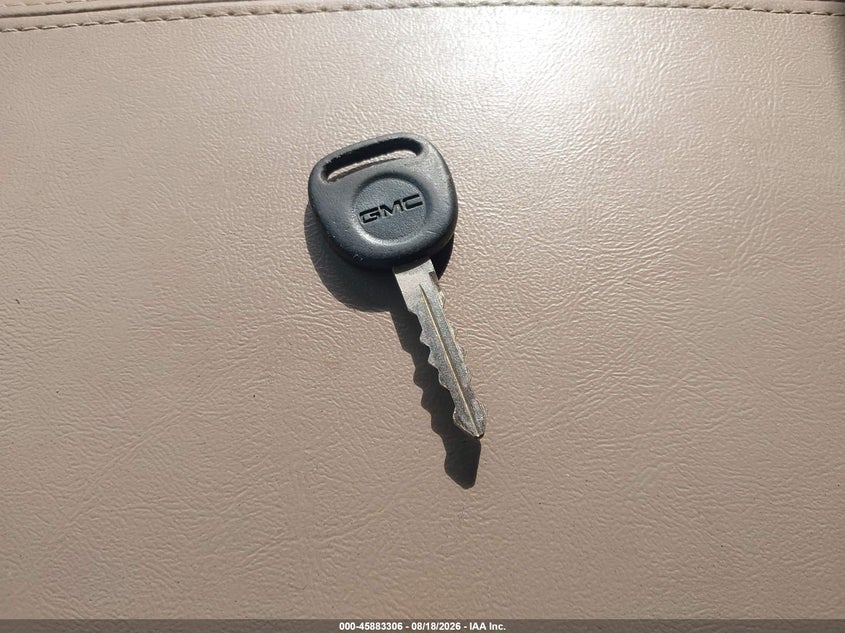 2006 GMC YUKON SPORT UTILITY VEHICLE 6.0L V-8 335HP