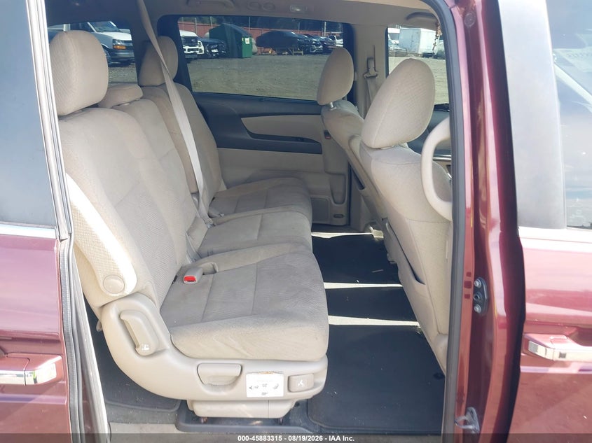 2016 HONDA ODYSSEY auction photo 8