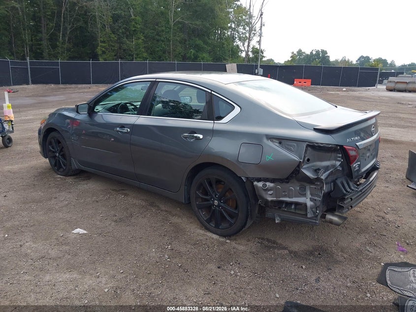 2017 NISSAN ALTIMA auction photo 3