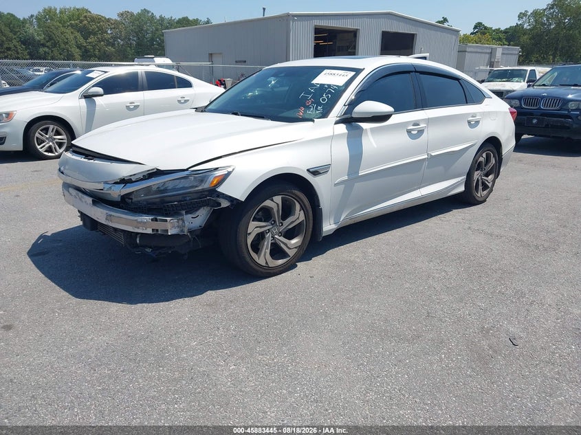 2018 HONDA ACCORD auction photo 2