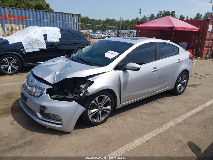 2016 Kia Forte, Right Side, IAAI, VIN KNAFZ4A84G5613387 — photo 2