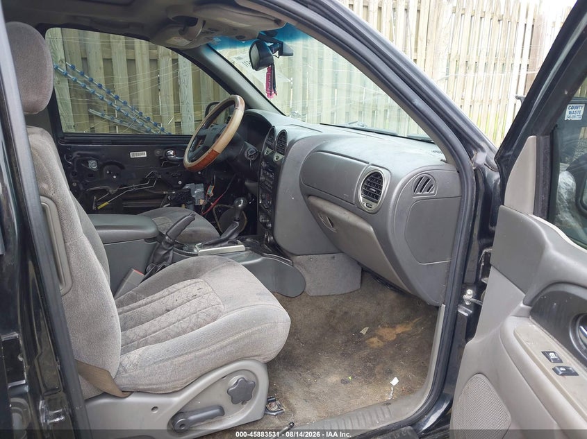 2003 GMC ENVOY XL auction photo 5