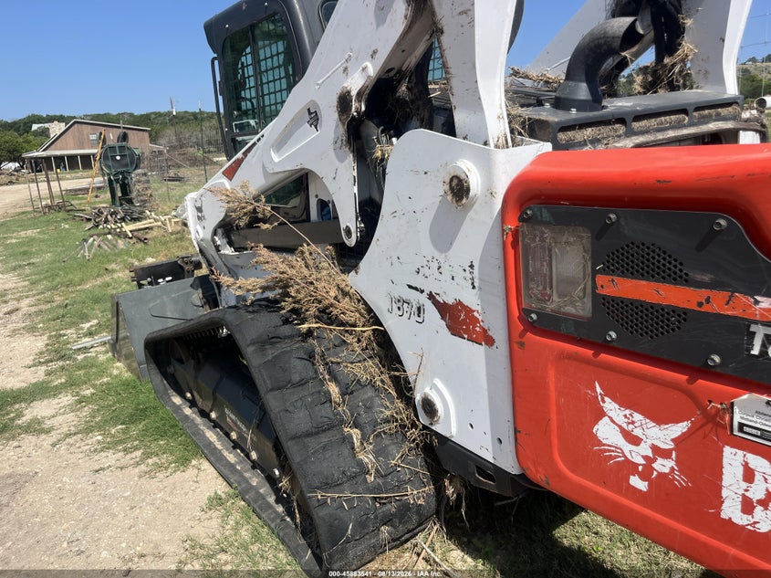 2019 BOBCAT T870 SKID LOADER auction photo 2