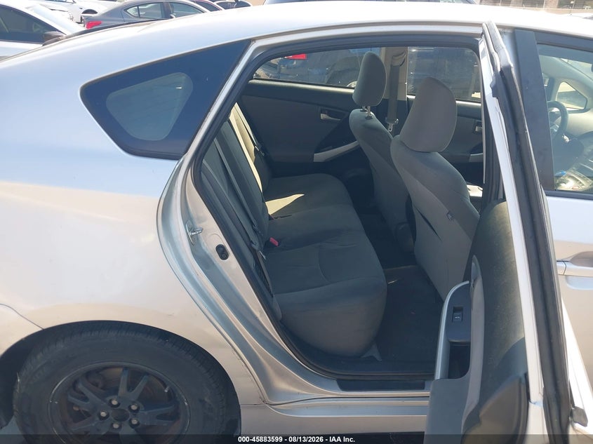 2013 TOYOTA PRIUS auction photo 8