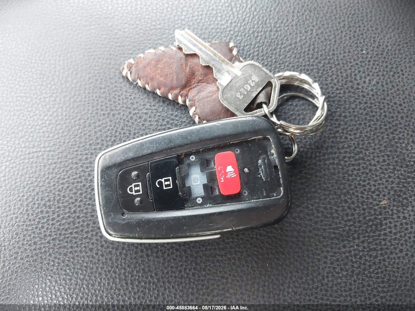 TOYOTA RAV4 - zdjęcie 11