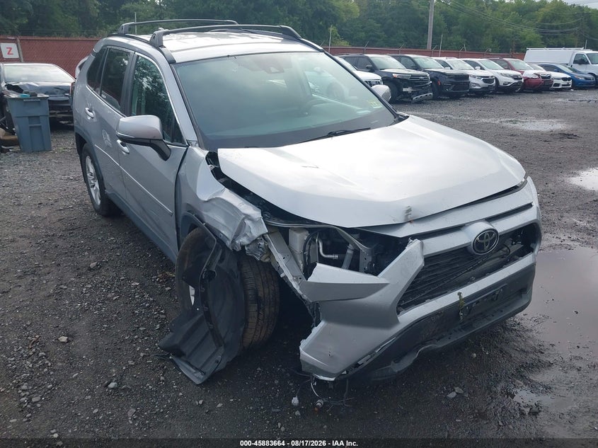 TOYOTA RAV4 - zdjęcie 17
