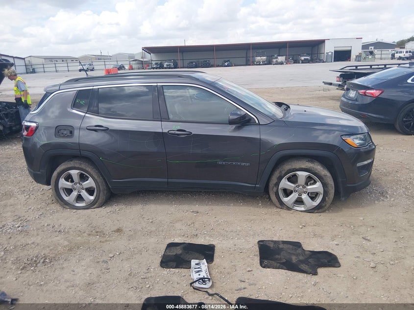 2021 JEEP COMPASS LATITUDE FWD · Фото 13