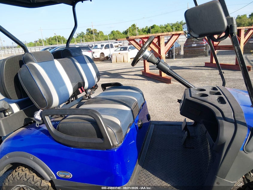 2022 ALPHA GOLF CART auction photo 5