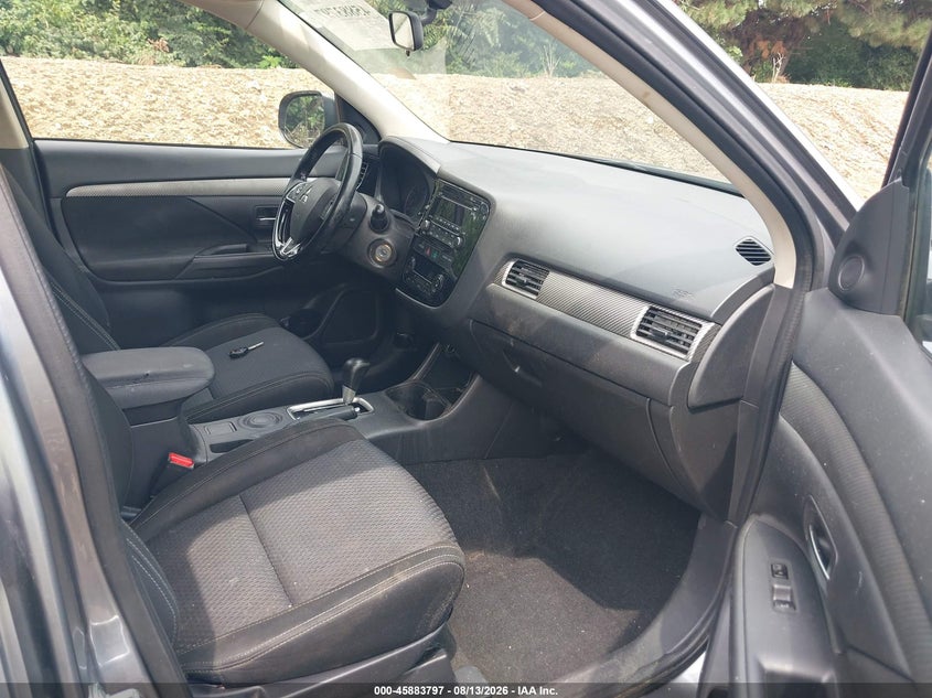 2016 MITSUBISHI OUTLANDER auction photo 5