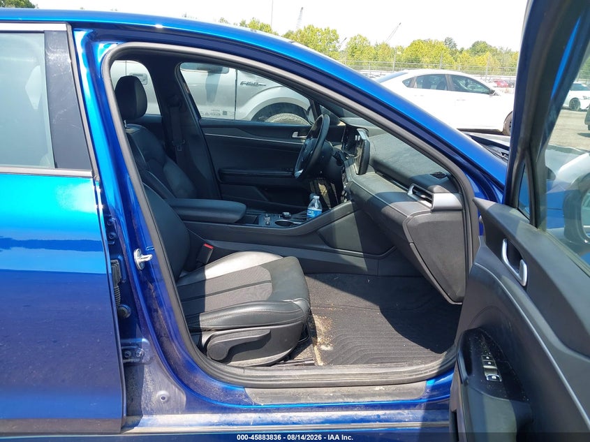 2024 KIA K5 auction photo 5