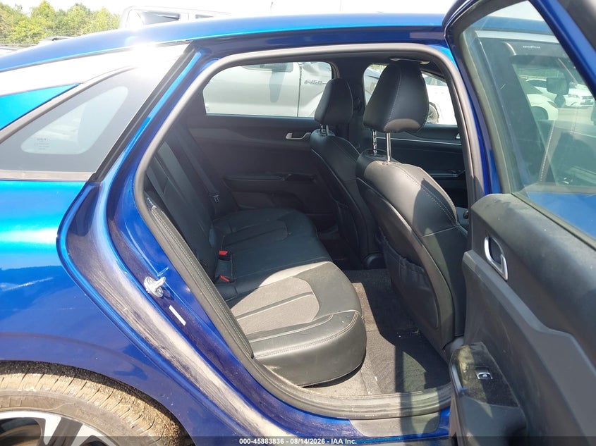 2024 KIA K5 auction photo 8