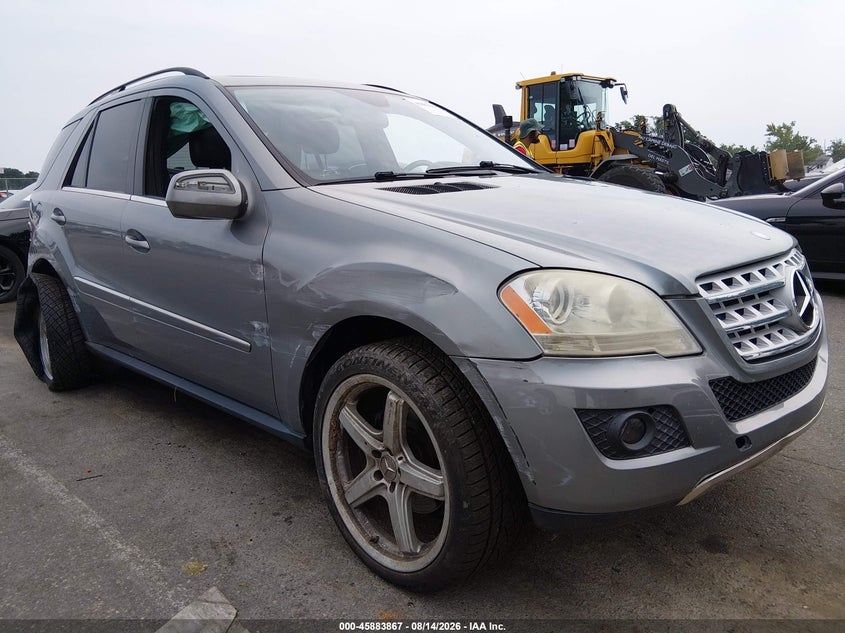Vin: 4jgbb8gb3aa556402, lot: 46382901, mercedes-benz ml 350 4matic 2010 img_1