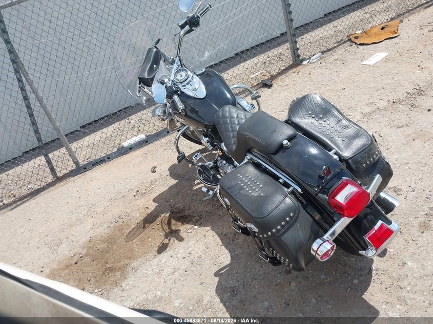 HARLEY-DAVIDSON FLSTC 2009