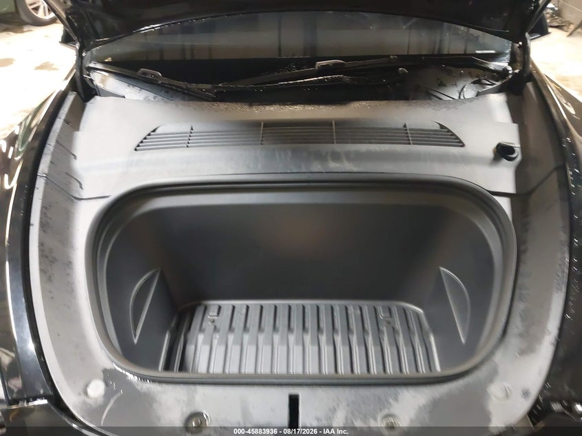TESLA MODEL Y - zdjęcie 10
