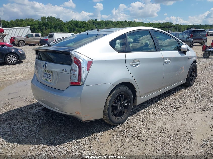 2013 TOYOTA PRIUS auction photo 4