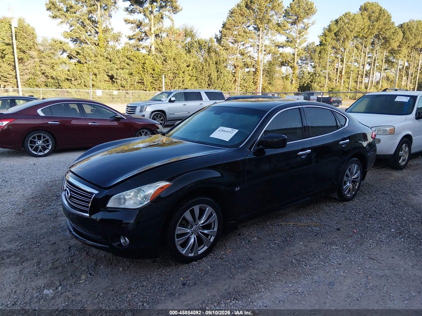 2014 INFINITI Q70 auction photo 2