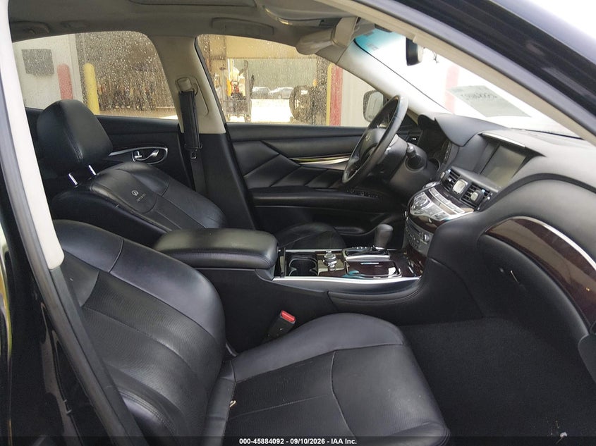 2014 INFINITI Q70 auction photo 5
