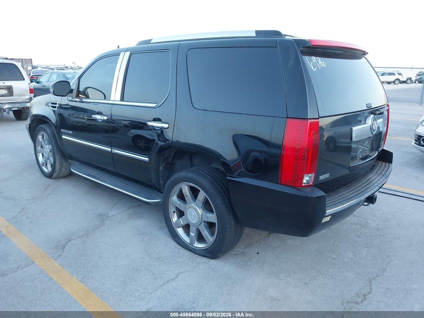 2011 CADILLAC ESCALADE auction photo 3
