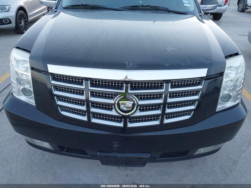 2011 CADILLAC ESCALADE auction photo 6