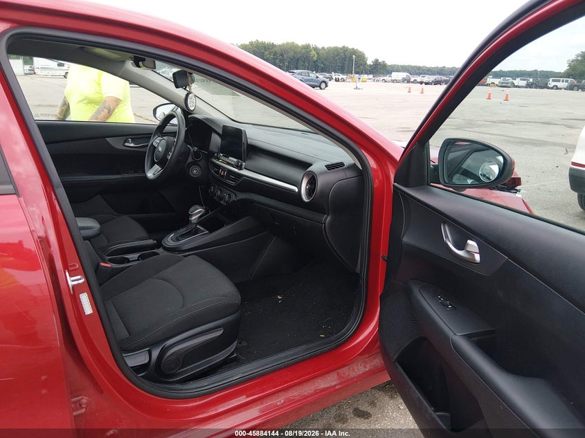 2021 KIA FORTE auction photo 5
