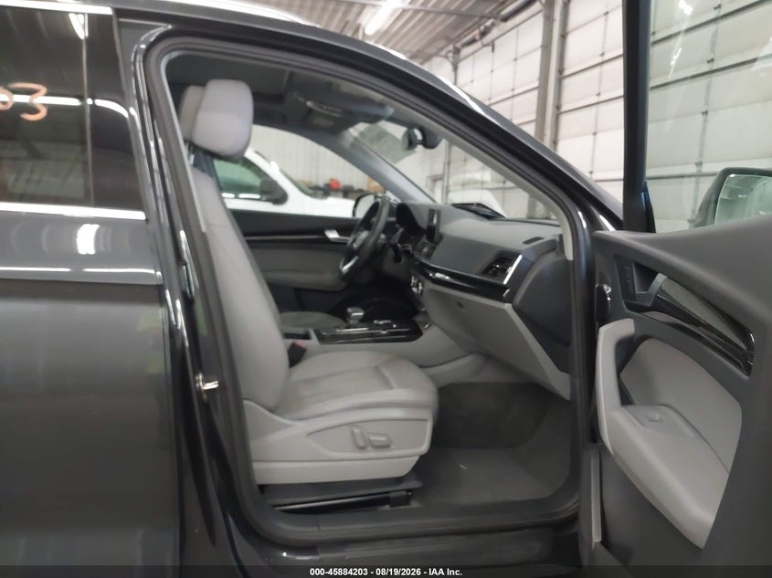 AUDI Q5 2020 VIN WA1ANAFY6L2049456