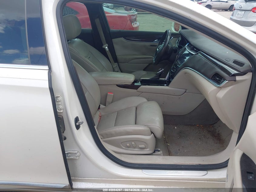 2014 CADILLAC XTS auction photo 5