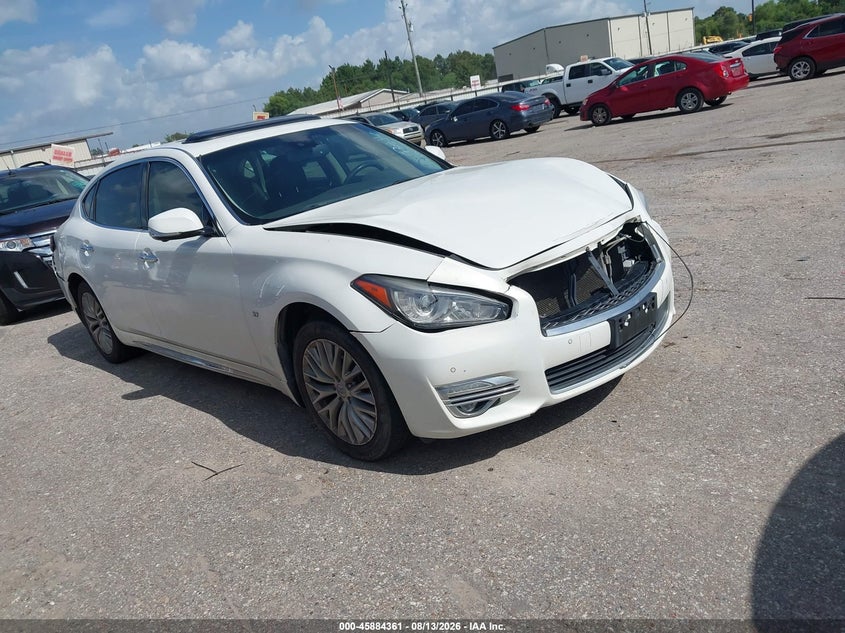 2015 INFINITI Q70L auction photo 1