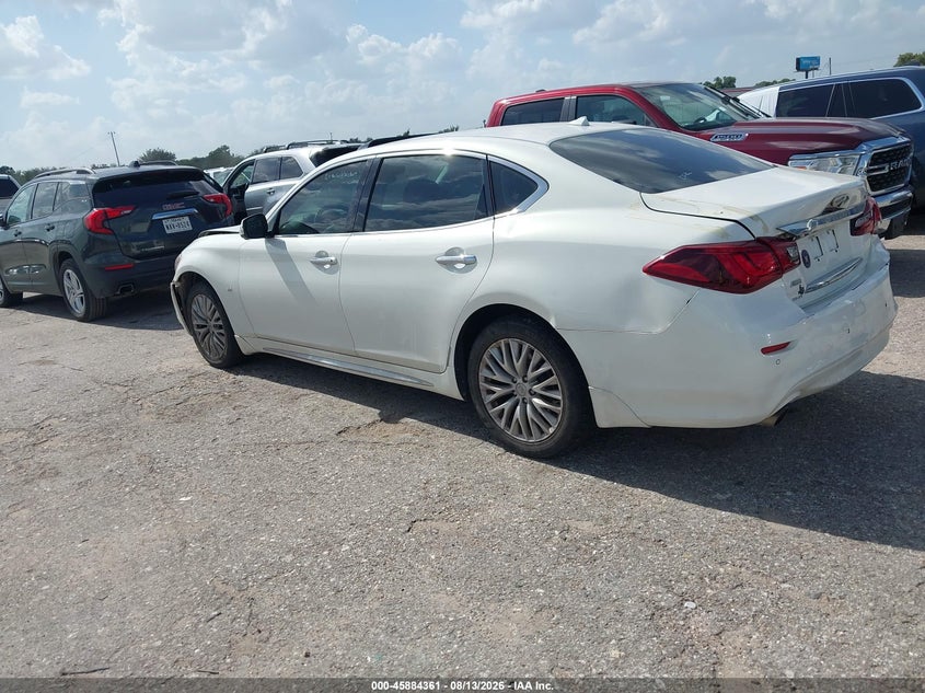 2015 INFINITI Q70L auction photo 3