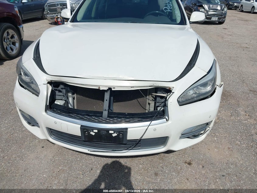 2015 INFINITI Q70L auction photo 6