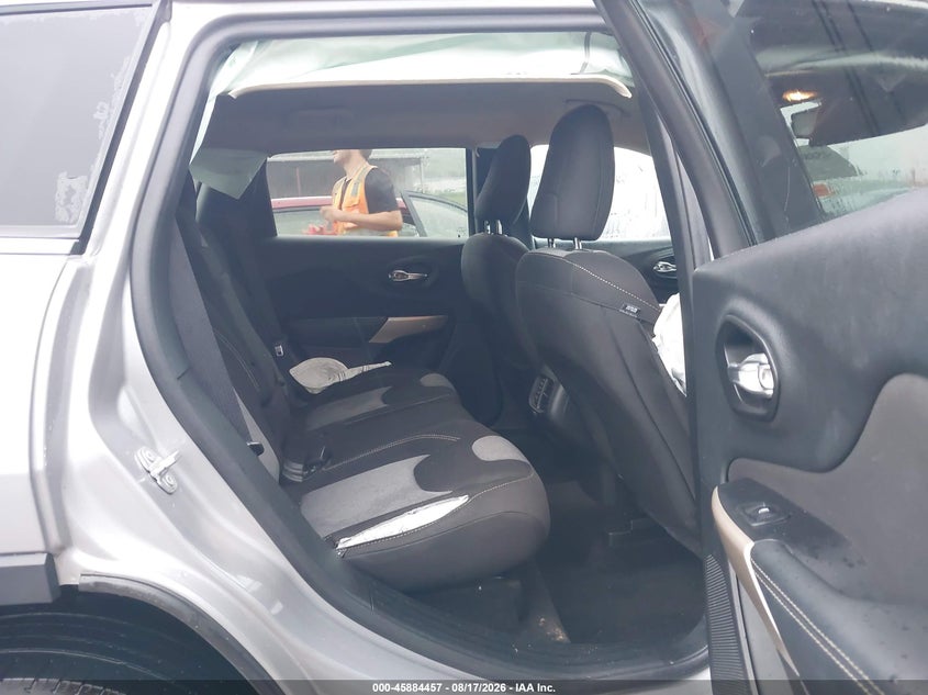JEEP CHEROKEE 2018 VIN 1C4PJMCXXJD617072