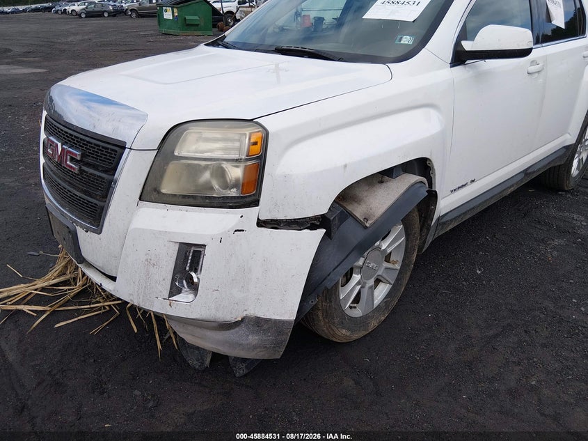 2013 GMC TERRAIN auction photo 6