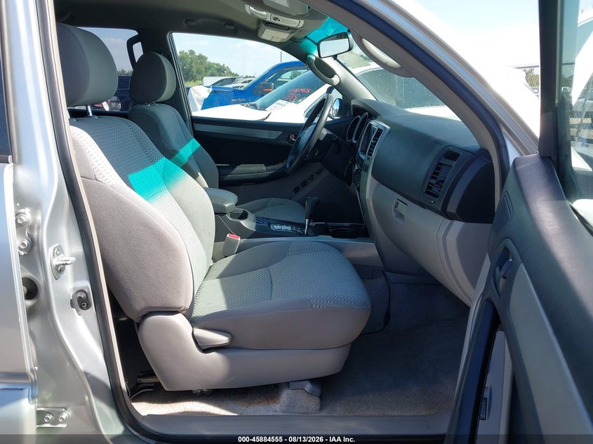2006 TOYOTA 4RUNNER auction photo 5