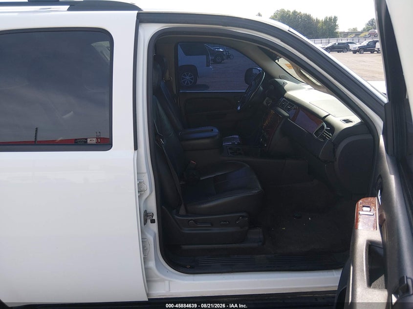 2012 CHEVROLET TAHOE auction photo 5