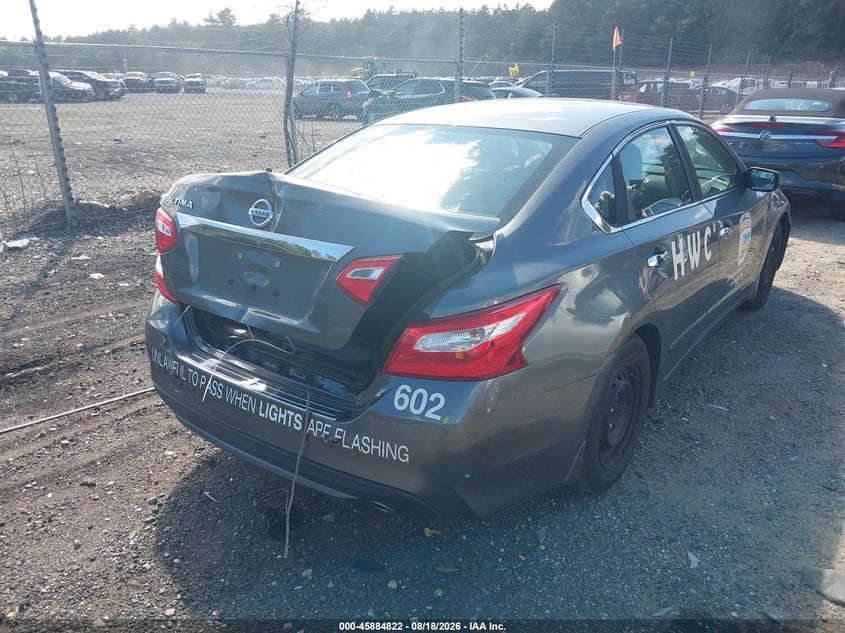 2017 NISSAN ALTIMA auction photo 4