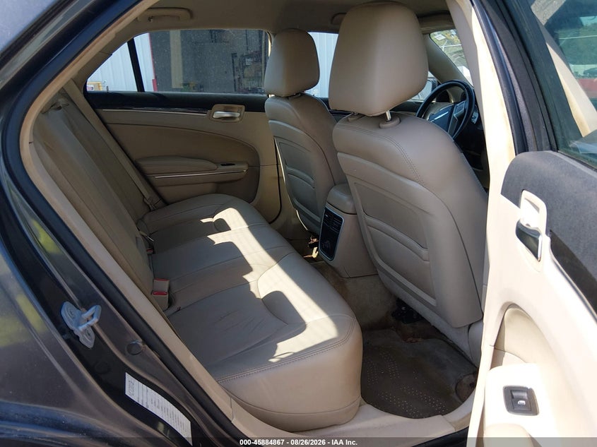 2013 CHRYSLER 300 auction photo 8