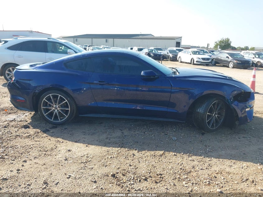 FORD MUSTANG - zdjęcie 13