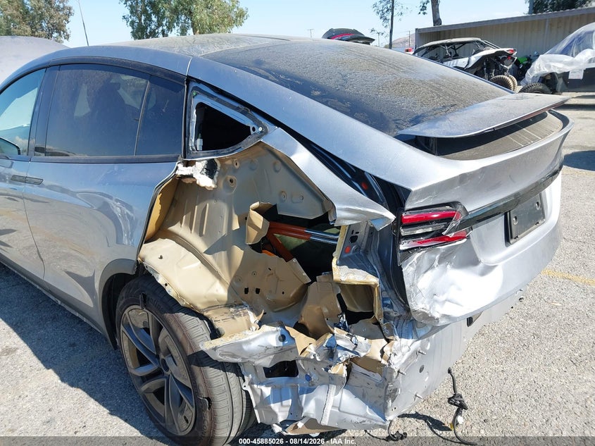 TESLA MODEL X 2026 VIN 7SAXCAE59TF482329