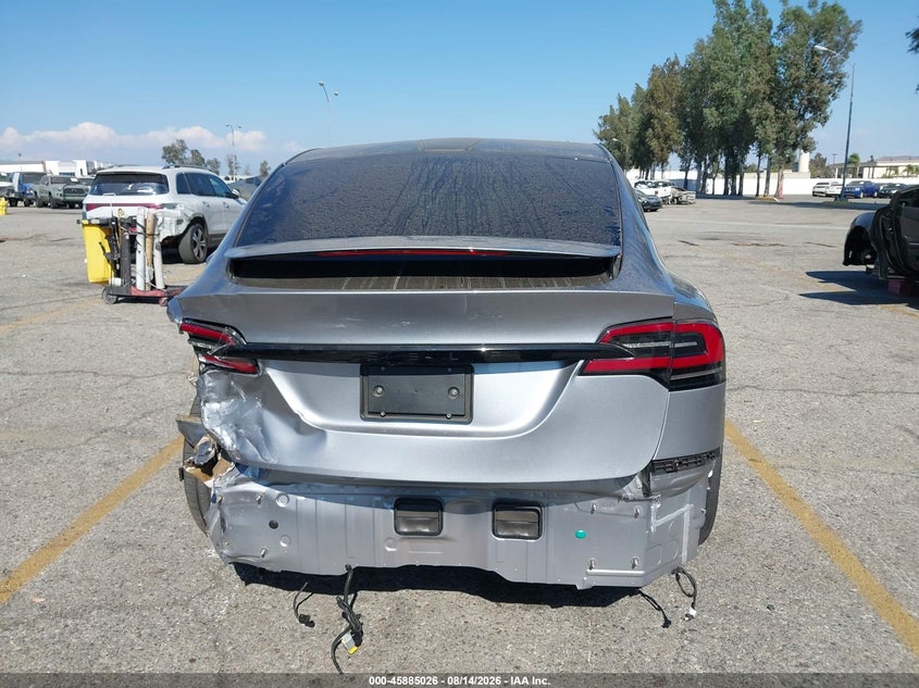 TESLA MODEL X - zdjęcie 16