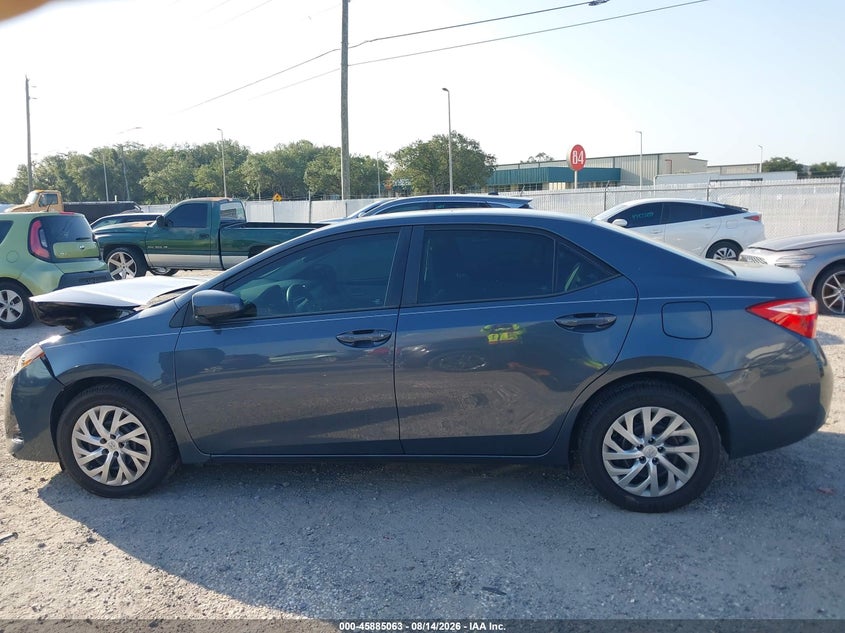 TOYOTA COROLLA - zdjęcie 15