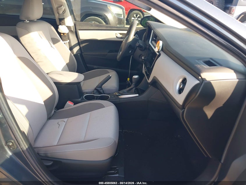 2019 TOYOTA COROLLA auction photo 5