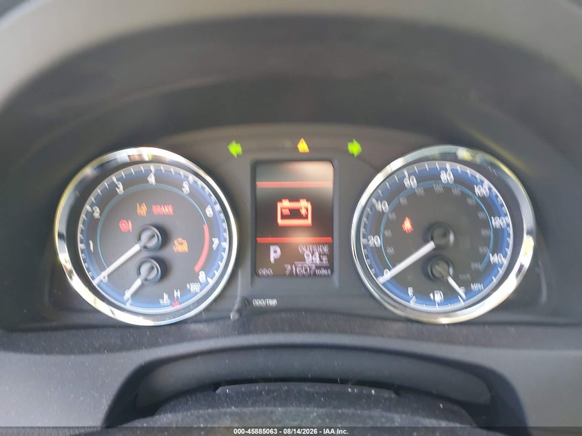 2019 TOYOTA COROLLA auction photo 7