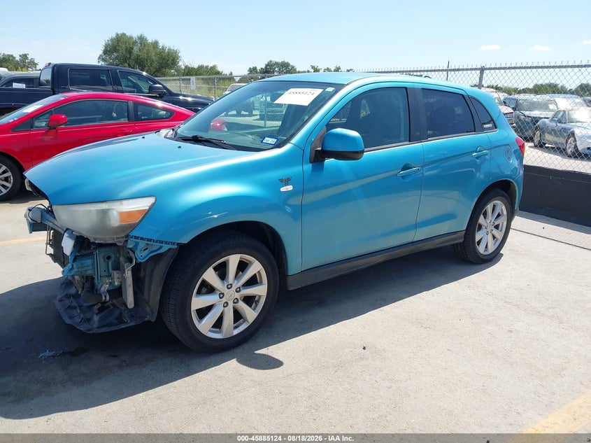 2014 Mitsubishi Outlander, Front End, IAAI, VIN 4A4AP3AU9EE031270 — photo 2