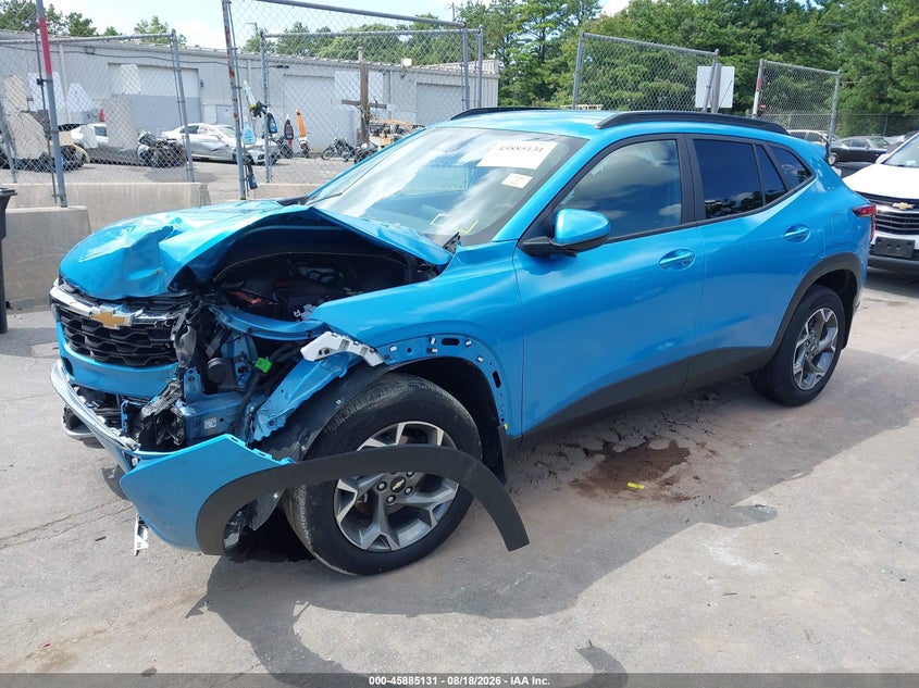 2025 CHEVROLET TRAX auction photo 2