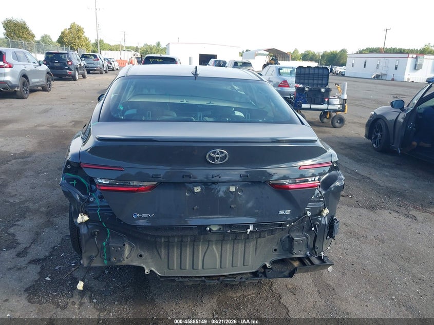 TOYOTA CAMRY - zdjęcie 16