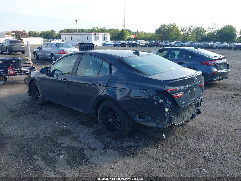 TOYOTA CAMRY - zdjęcie 3
